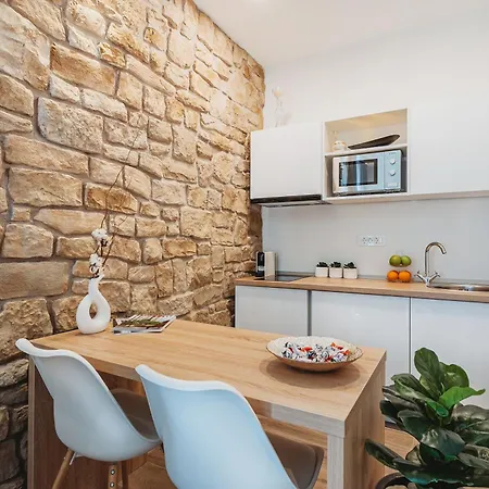 Apartman Four Elements - Water & Earth *