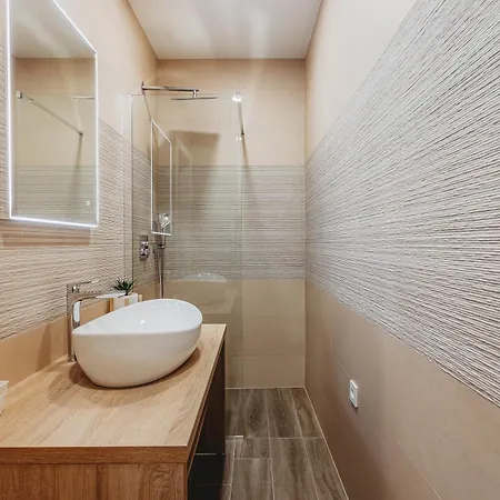 Four Elements - Water & Earth Apartamento