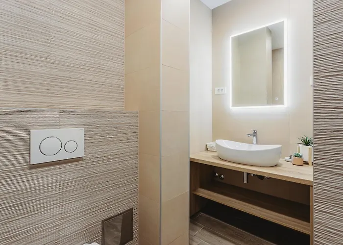 Four Elements - Water & Earth Split