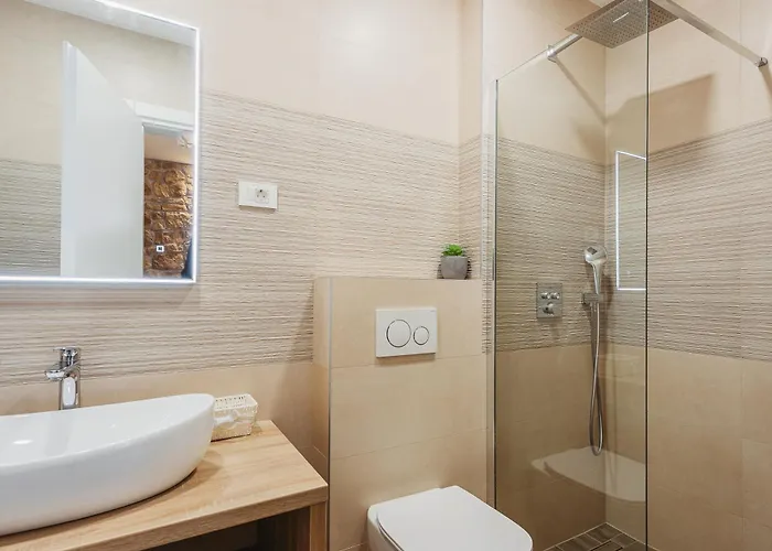 Four Elements - Water & Earth Apartament