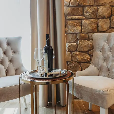 Apartment Four Elements - Water & Earth *